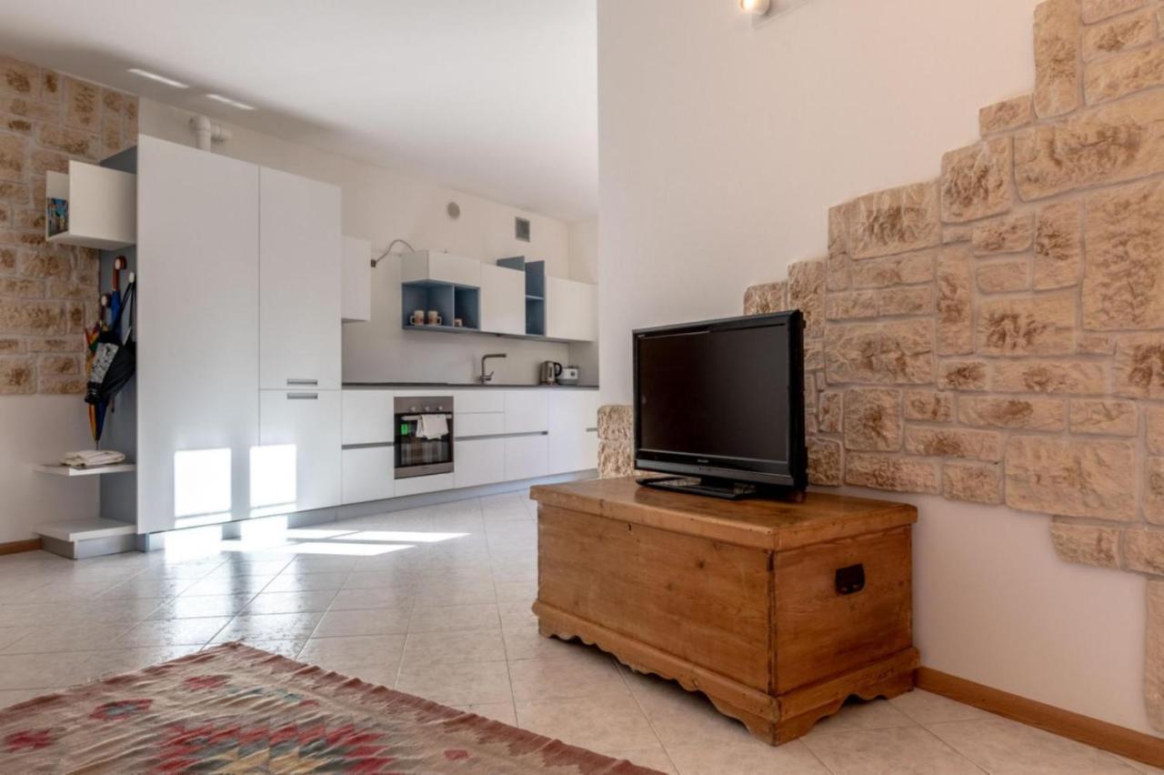 Casa Al Castello, Calliano Ospitar Esterno foto